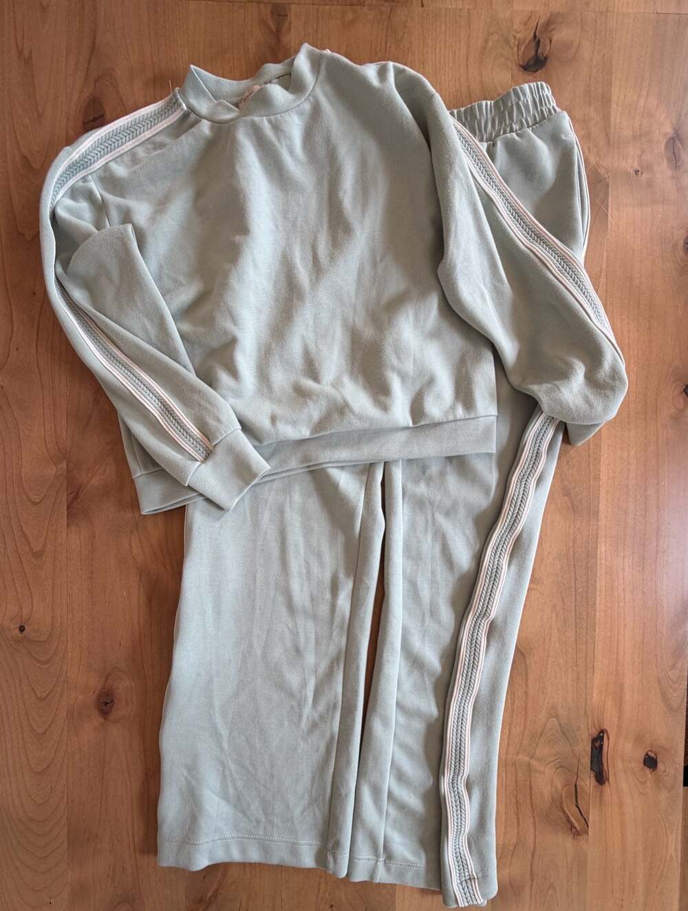 Elie Tahari Women's Two-Piece Scuba Sweatpants Set Small Petite